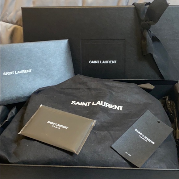 •SOLD•YSL Saint Laurent Lou Camera Crossbody Bag - Picture 12 of 12